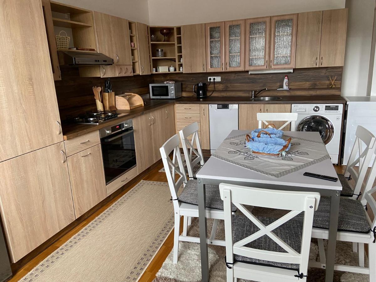 Apartman Juli 塔查斯卡-鲁穆尼卡 外观 照片