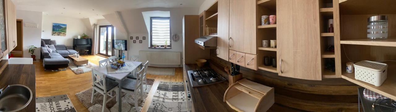 Apartman Juli 塔查斯卡-鲁穆尼卡 外观 照片